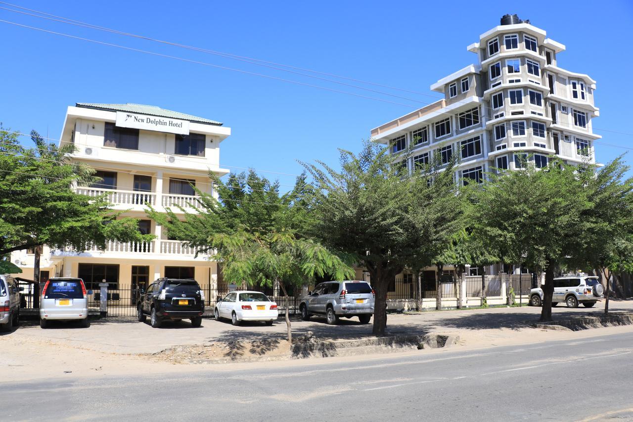 Dolphin Hotel Tanga Bagian luar foto