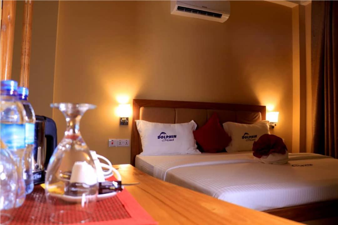 Dolphin Hotel Tanga Bagian luar foto