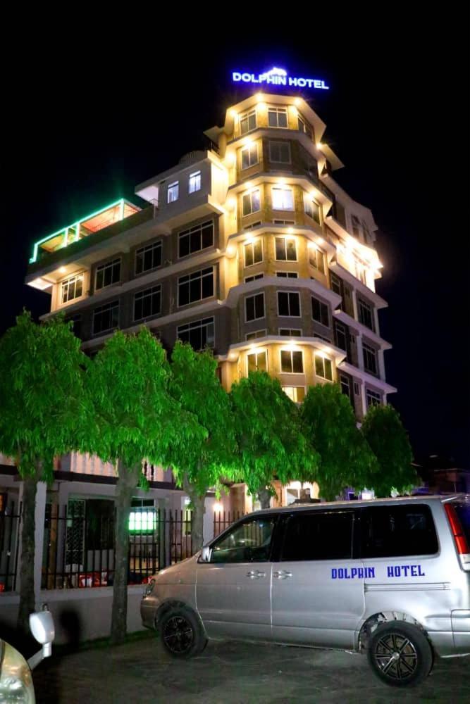 Dolphin Hotel Tanga Bagian luar foto